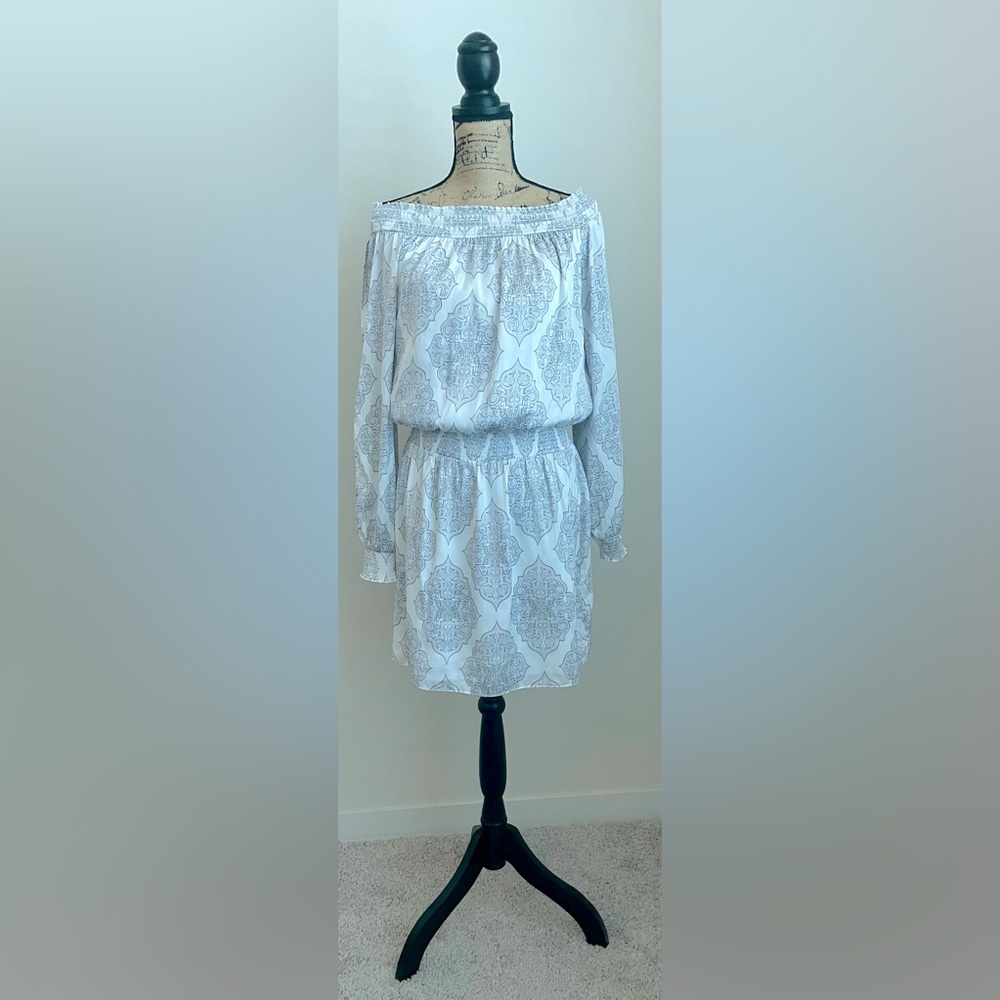 White House Black Market (WHBM) Dress